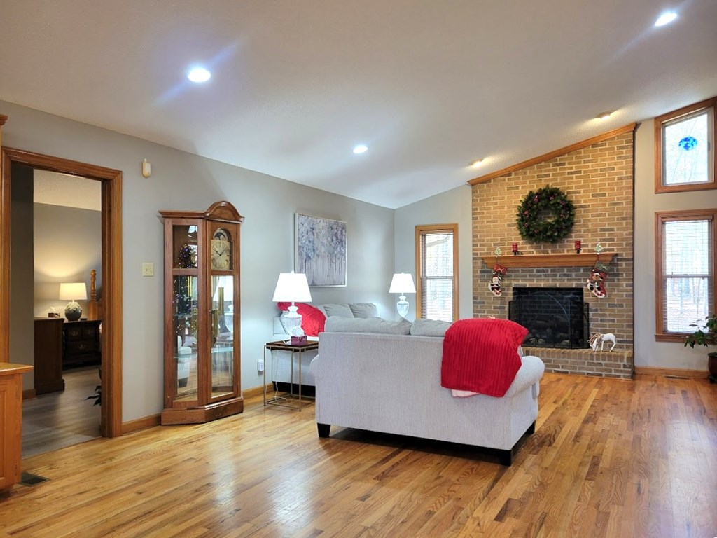309 Chipley Road Greenwood, SC 29646 - Photo 6 of 50