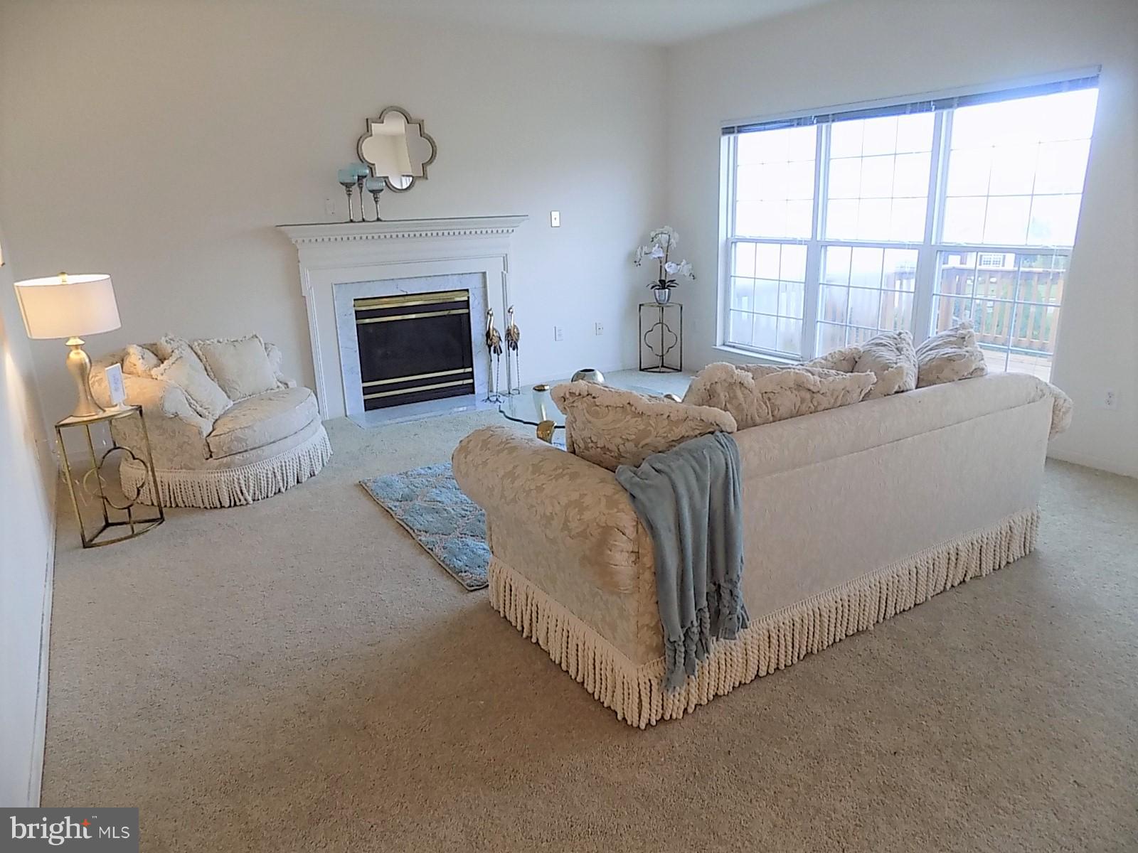 9 Summit Ridge Court Germantown, MD 20874 - Photo 12 of 29 Family Room