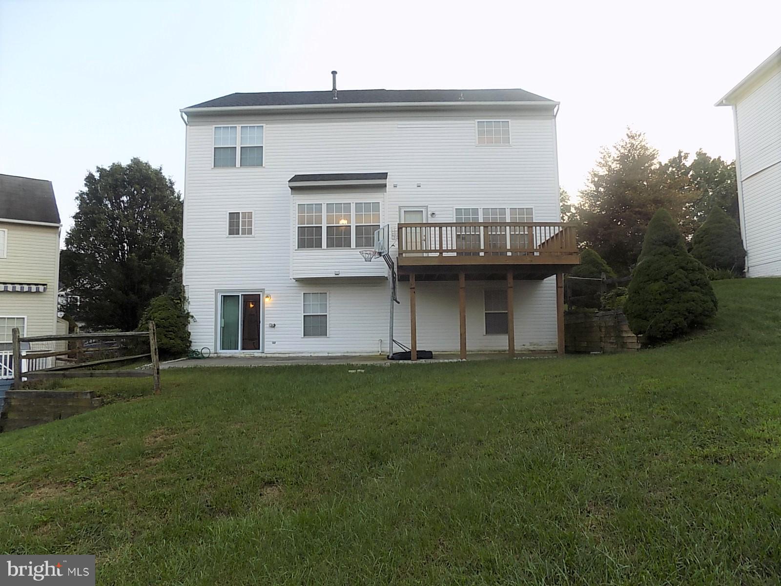 9 Summit Ridge Court Germantown, MD 20874 - Photo 28 of 29 Exterior (Rear)