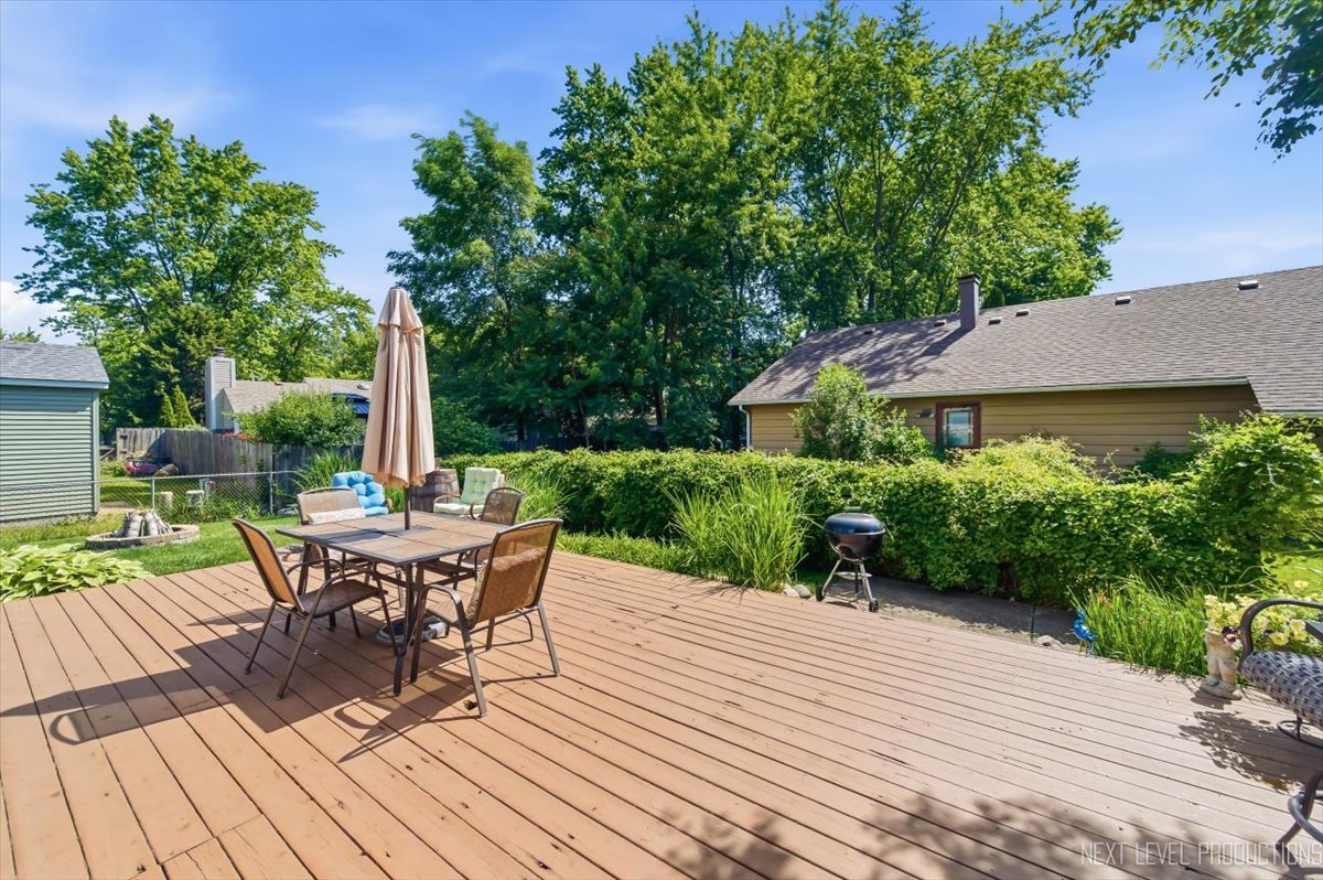 10 Shermead Road Montgomery, IL 60538 - Photo 27 of 30 a view of backyard with sitting area
