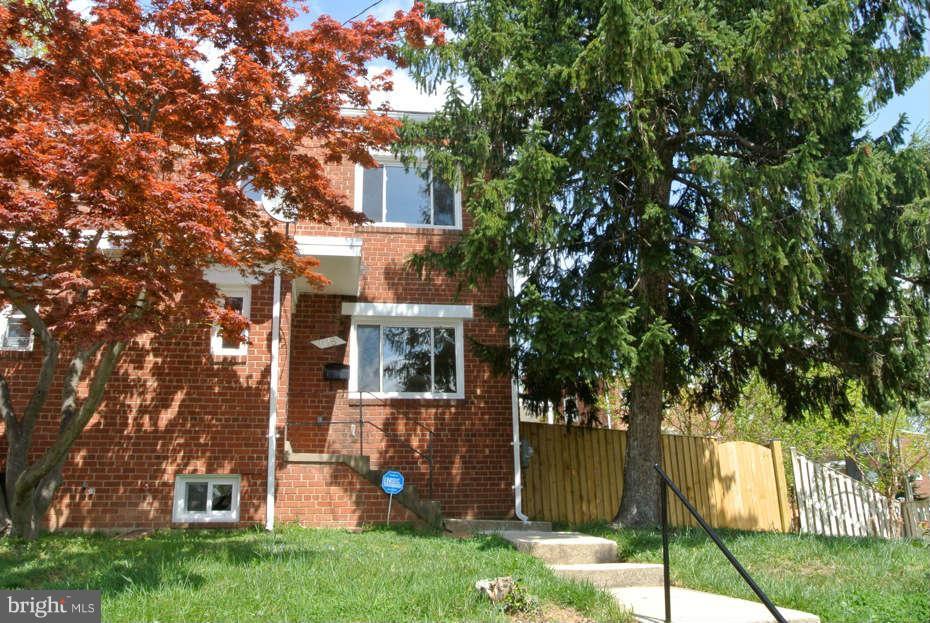 1118 Chickasaw Drive Silver Spring, MD 20903 - Photo 2 of 25 Exterior (Front)