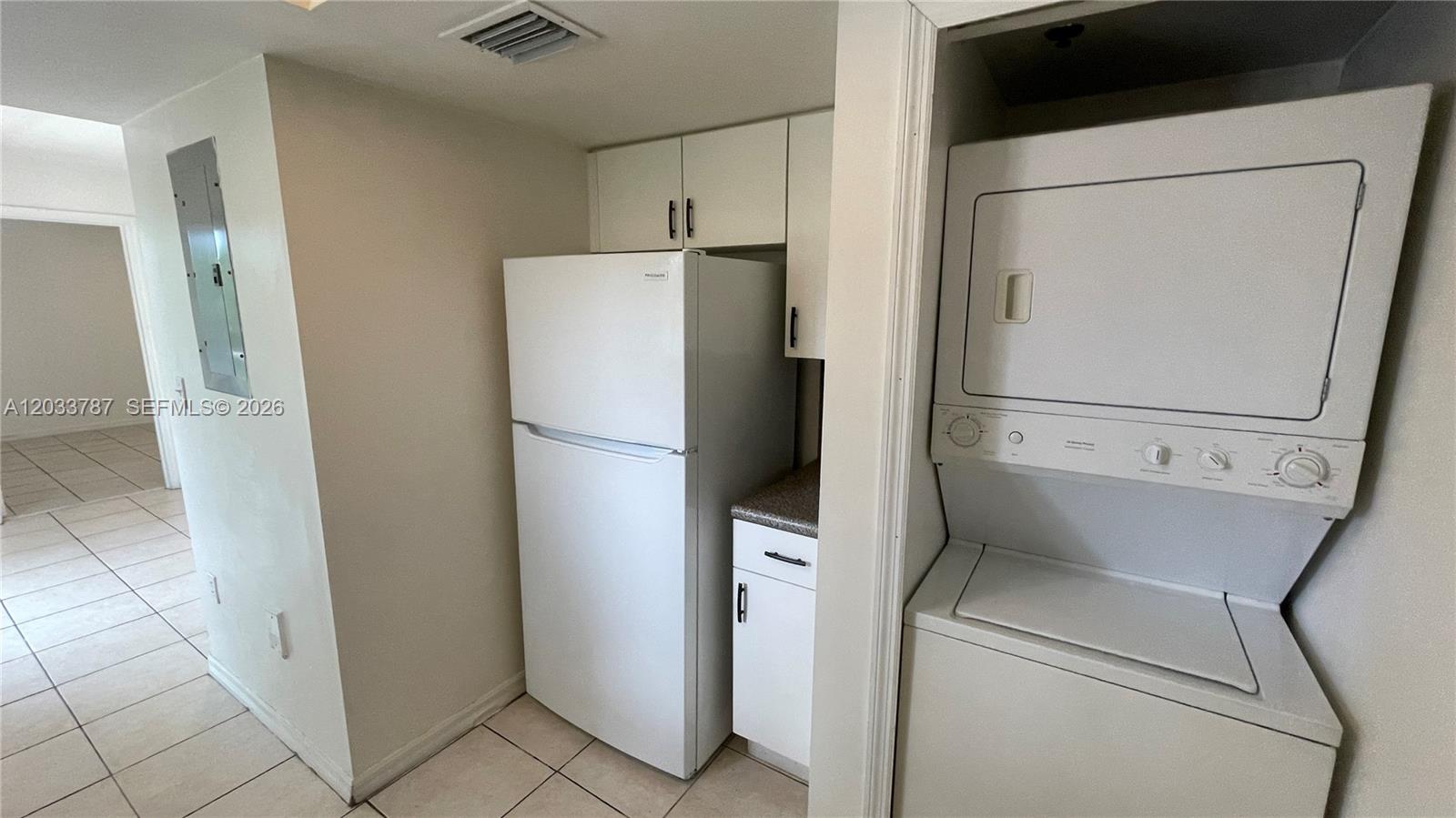 2475 Northwest 16th St Road, Unit 309 Miami, FL 33125 - Photo 8 of 16 Washer and Dryer