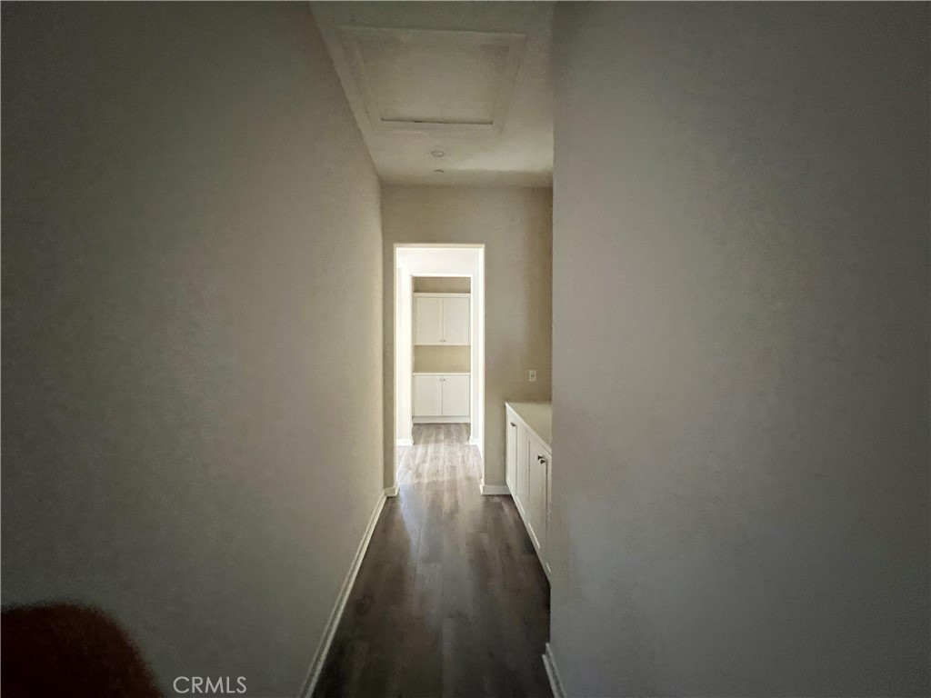 110 Sculpture Irvine, CA 92618 - Photo 13 of 37 a view of a hallway