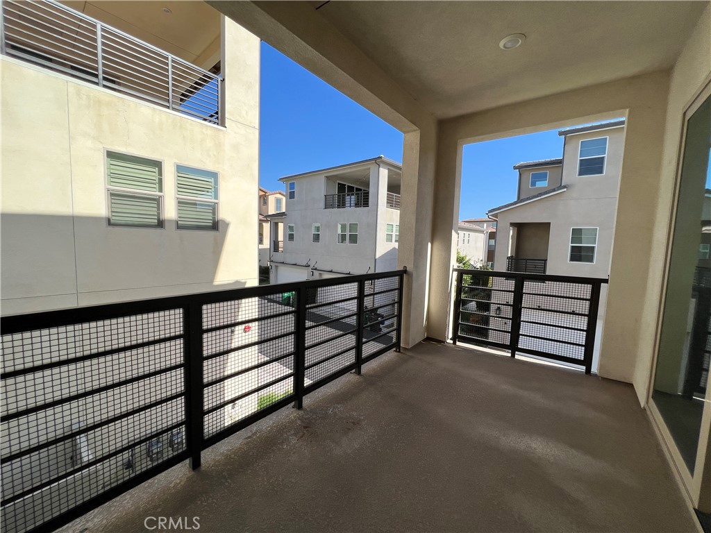 110 Sculpture Irvine, CA 92618 - Photo 26 of 37 a view of a house with a street