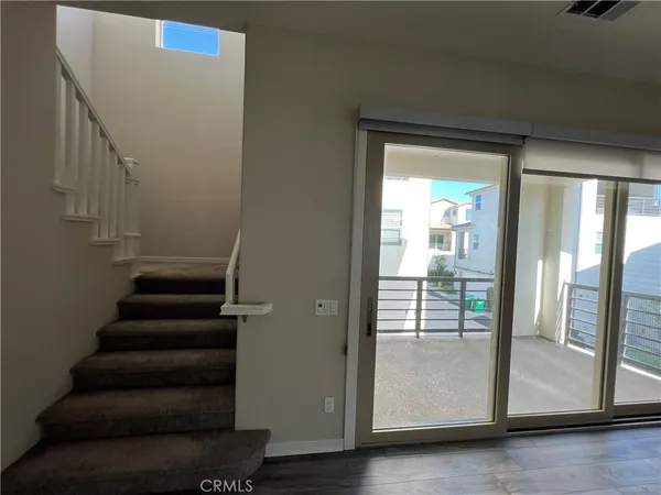 $5,250 | 110 Sculpture, Irvine, CA 92618