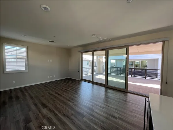 $5,250 | 110 Sculpture, Irvine, CA 92618