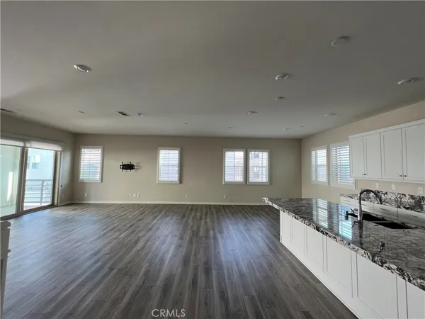 $5,250 | 110 Sculpture, Irvine, CA 92618