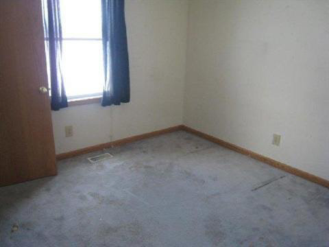 8558 Pocklington Road Britton, MI 49229 - Photo 7 of 11 943654-6.JPG