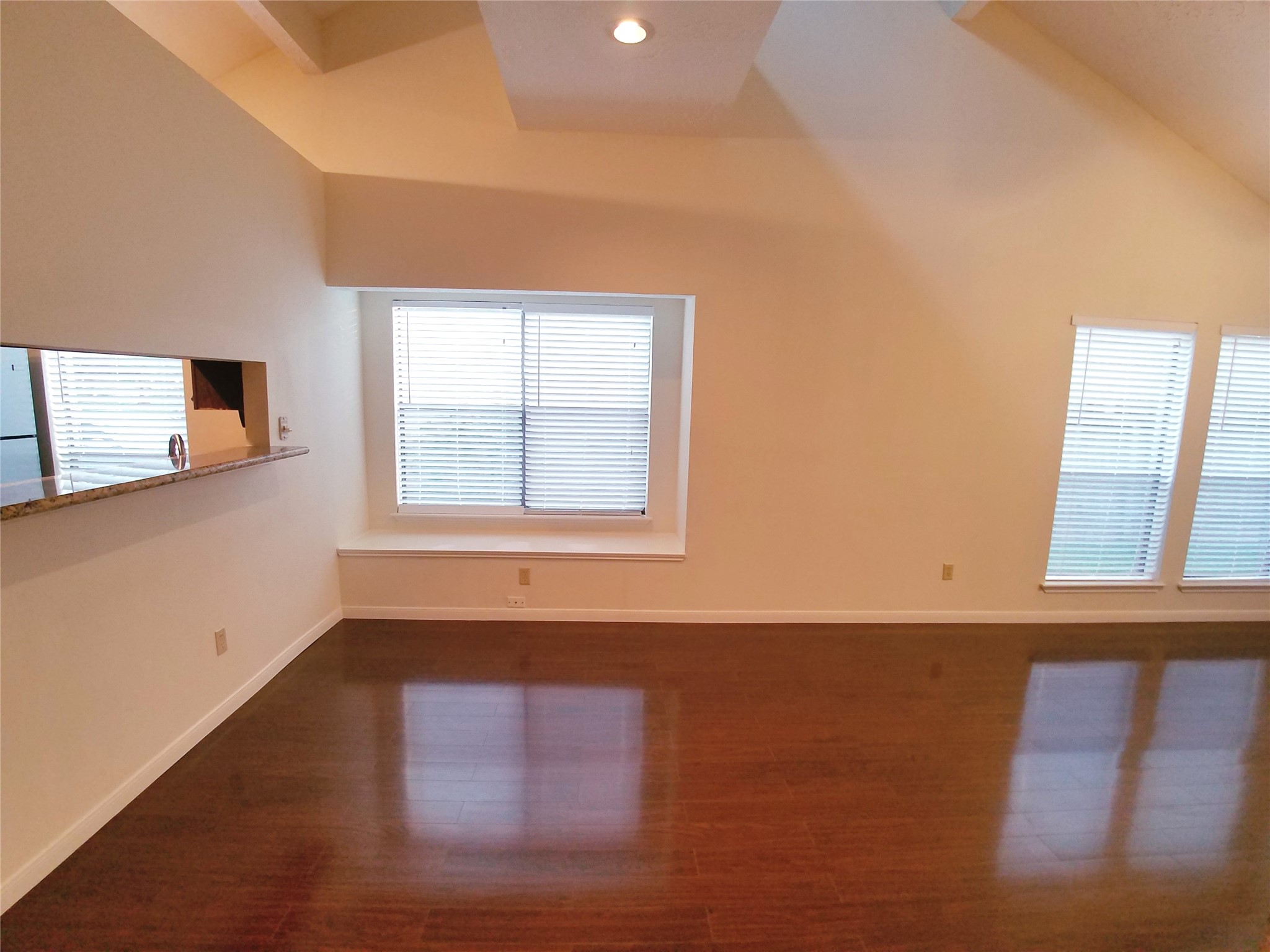2111 Echo Ridge Sugar Land, TX 77478 - Photo 10 of 30 Gallery Image 10