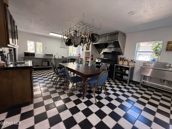 $5,000,000 | 2200 County Rd D061, Las Cruces, NM 88007