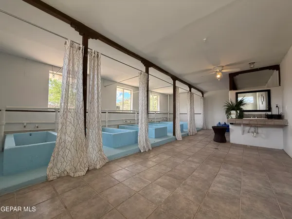 $5,000,000 | 2200 County Rd D061, Las Cruces, NM 88007