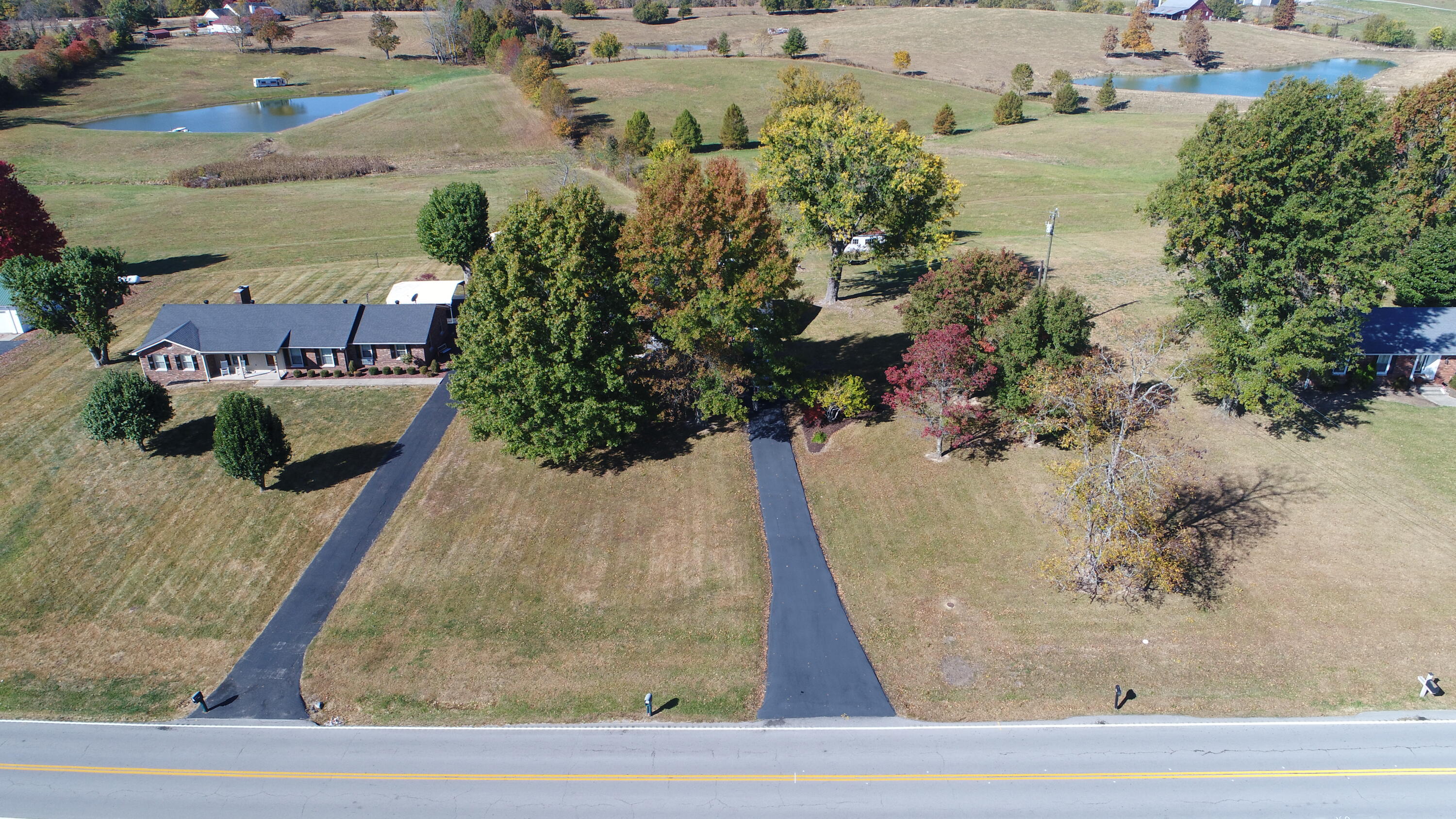 1696 Perryville Road Harrodsburg, KY 40330 - Photo 28 of 37 DJI_0001