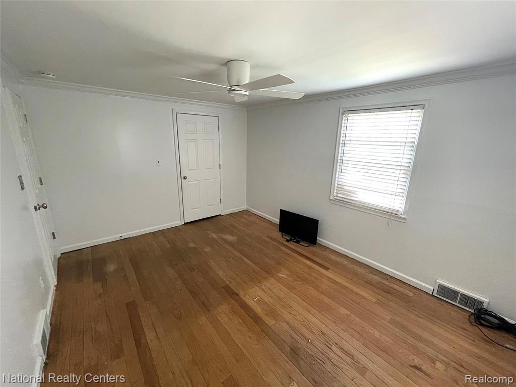 1704 Graefield Road Birmingham, MI 48009 - Photo 9 of 13