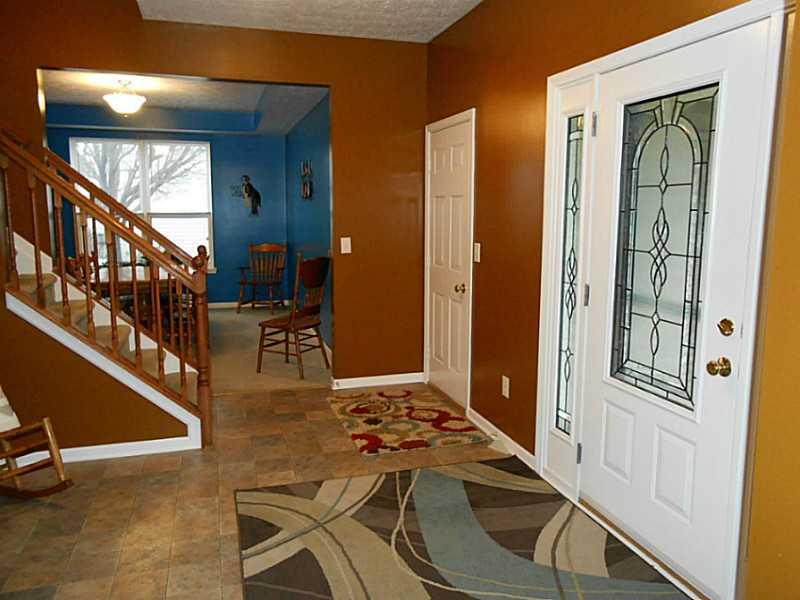 5012 West Bay Road Plainfield, IN 46168 - Photo 4 of 23 Gallery Image 4