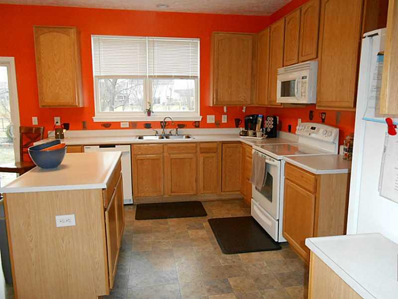 5012 West Bay Road Plainfield, IN 46168 - Photo 9 of 23 Gallery Image 9