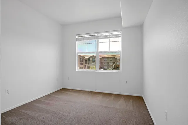 $299,000 | 1191 Whitney Ranch Parkway, Unit 833, Rocklin, CA 95765