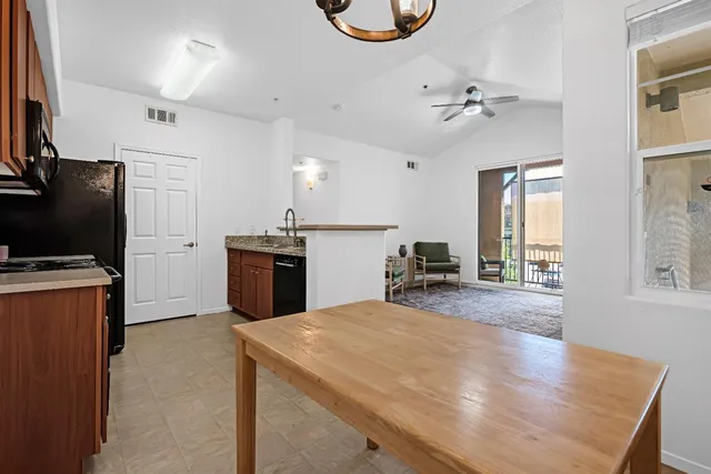 $299,000 | 1191 Whitney Ranch Parkway, Unit 833, Rocklin, CA 95765