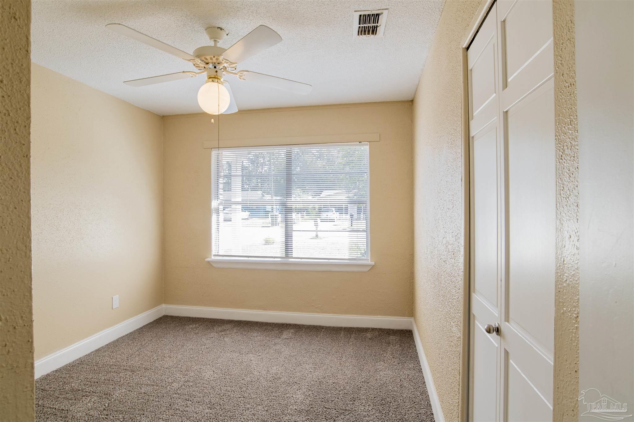 6606 Hampton Road Pensacola, FL 32505 - Photo 12 of 20