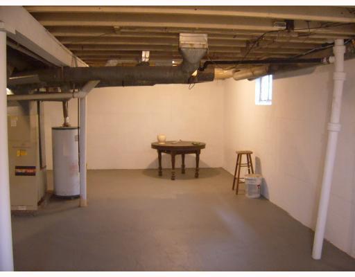 1619 Poplar Street McKees Rocks, PA 15136 - Photo 14 of 18 Other. basement , large enough for a game room