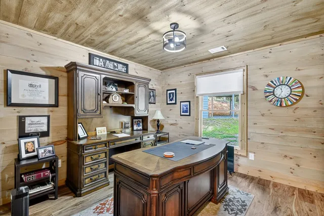 $485,000 | 168 Fightingtown Creek Road, McCaysville, GA 30555