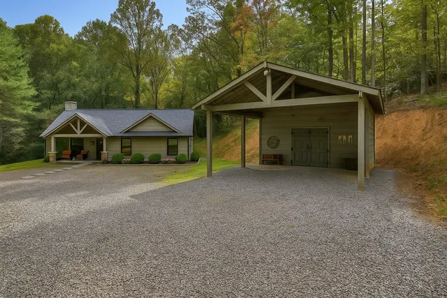 $485,000 | 168 Fightingtown Creek Road, McCaysville, GA 30555