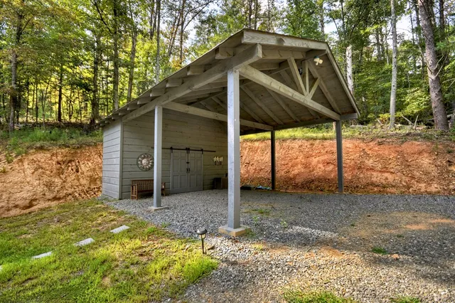 $485,000 | 168 Fightingtown Creek Road, McCaysville, GA 30555