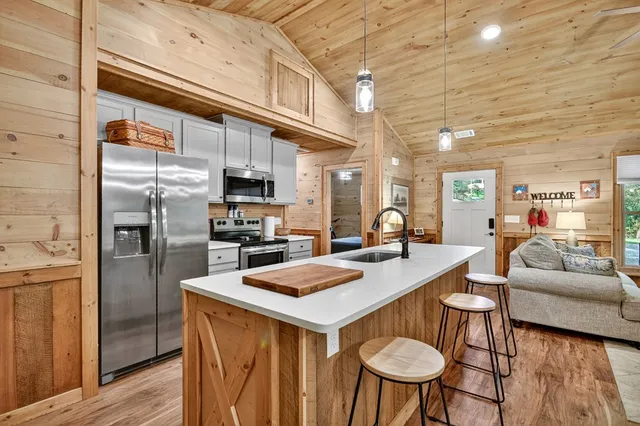 $485,000 | 168 Fightingtown Creek Road, McCaysville, GA 30555