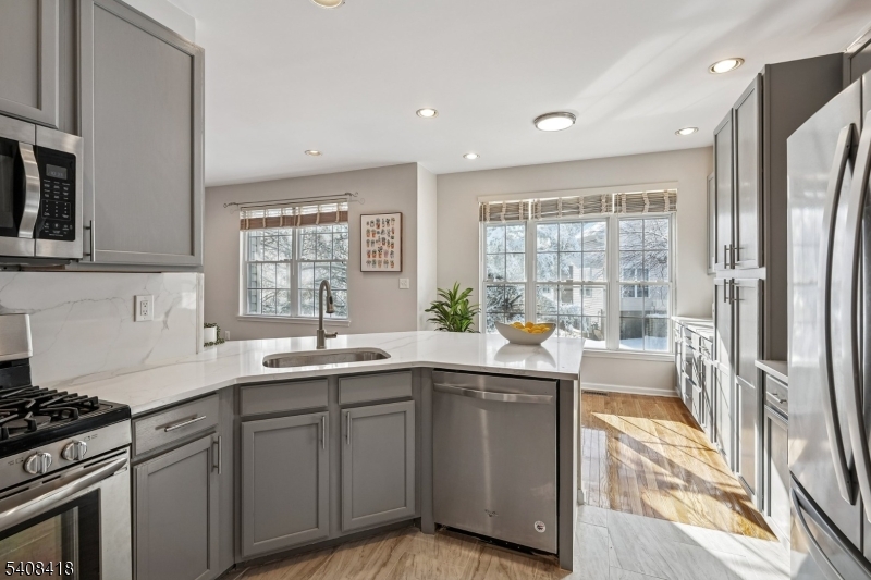 45 Loft Drive Bridgewater, NJ 08836 - Photo 8 of 18