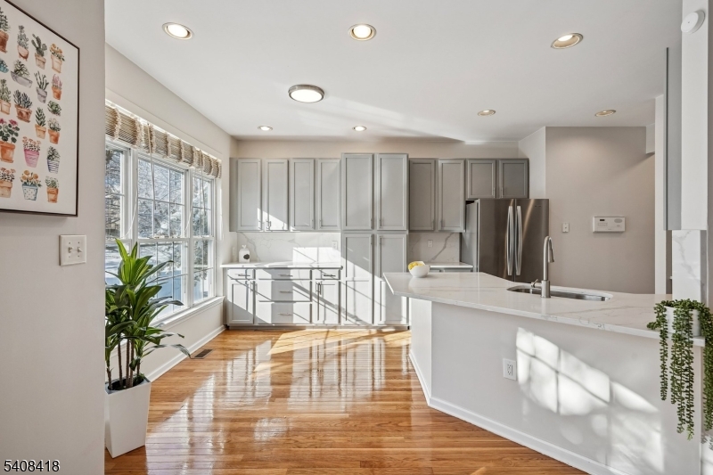 45 Loft Drive Bridgewater, NJ 08836 - Photo 9 of 18