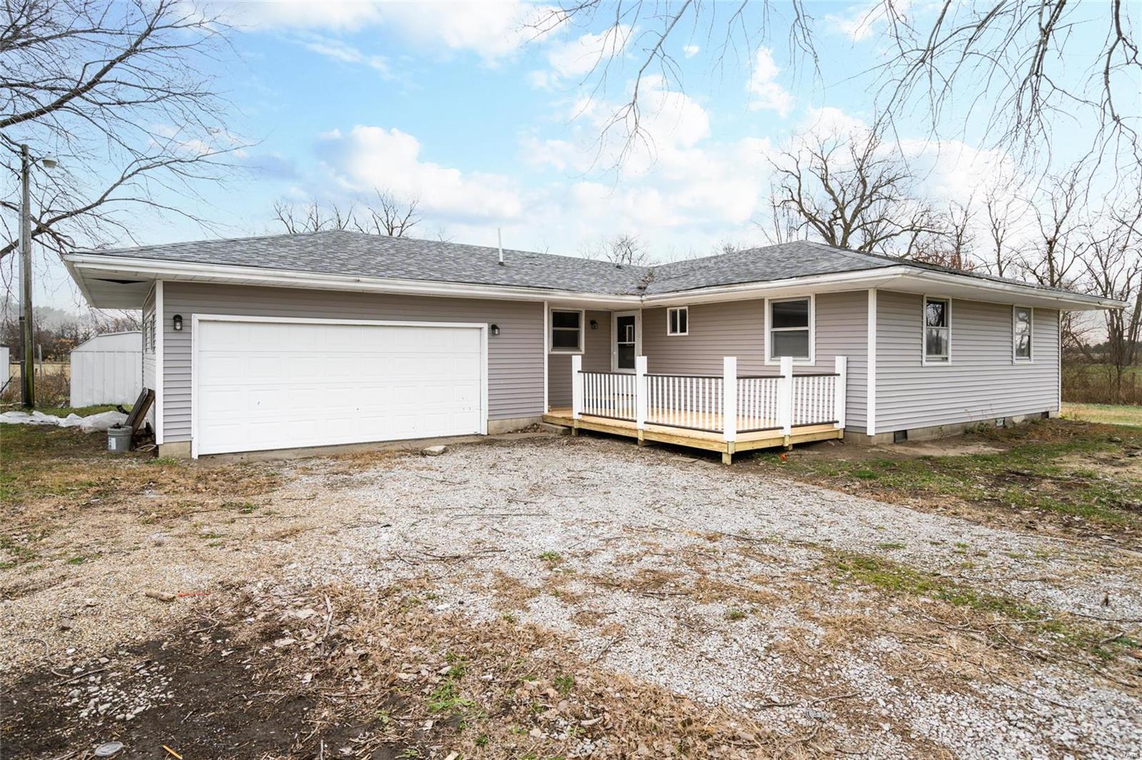 224 Rainmaker Trail Butler, IL 62015 - Photo 1 of 26 Gallery Image 1