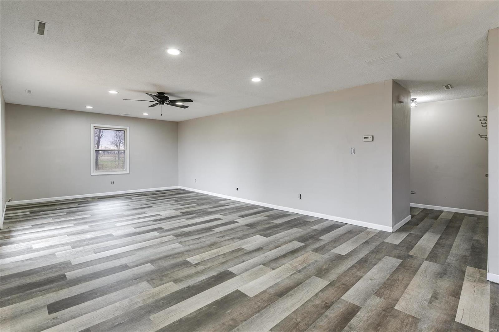 224 Rainmaker Trail Butler, IL 62015 - Photo 11 of 26 Gallery Image 11