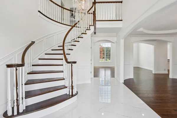 $1,200,000 | 6605 Oakwood Manor Drive, Crystal Lake, IL 60012