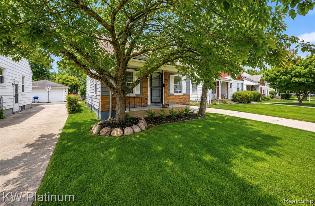 23809 Normandy Avenue Eastpointe, MI 48021 - Photo 28 of 29