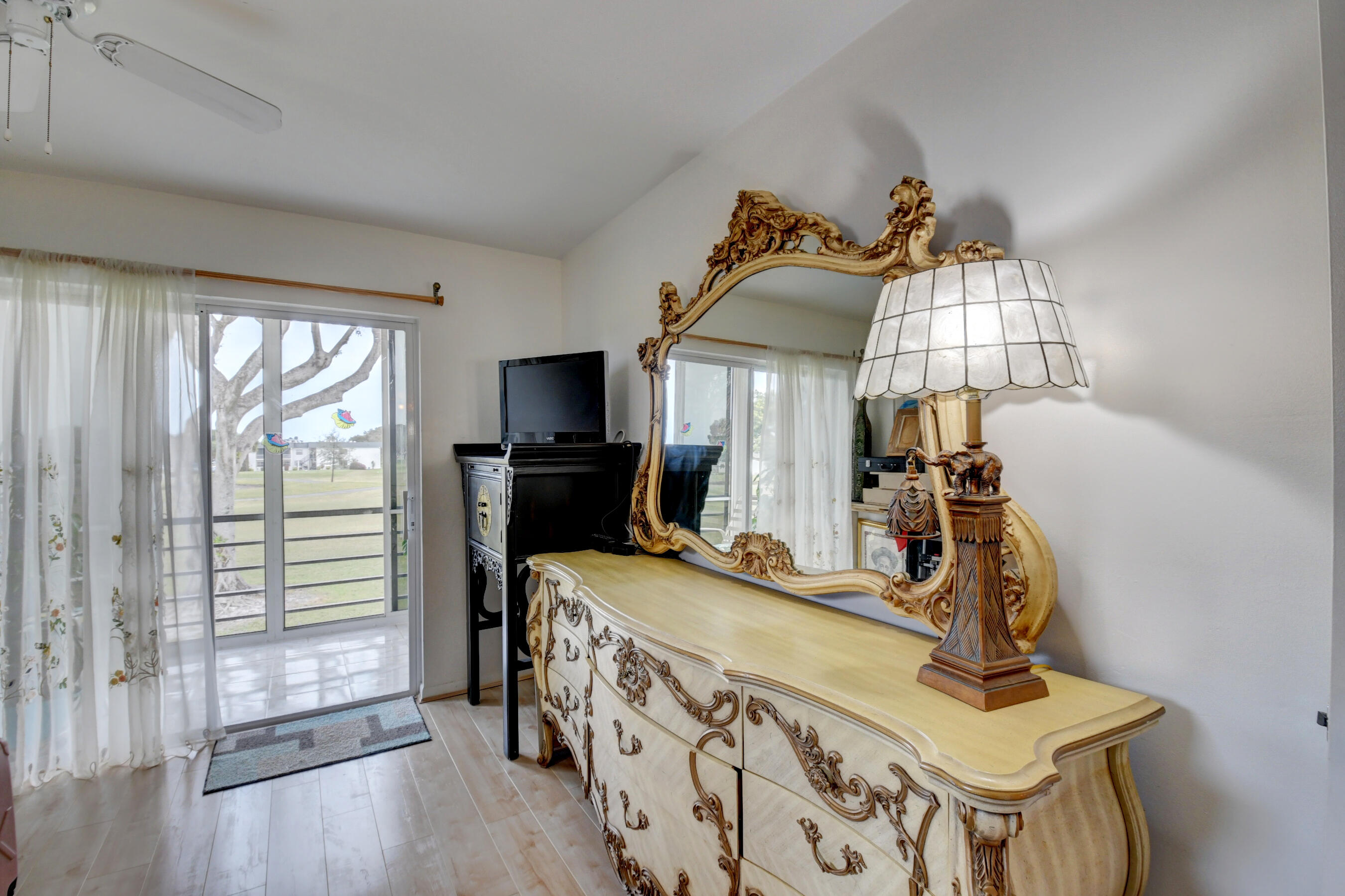 33 Flanders A Delray Beach, FL 33484 - Photo 13 of 41 DSC_0317_18_19_20_21