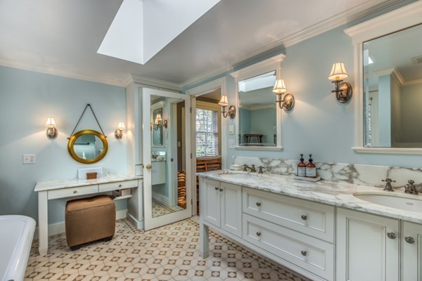 4 Raleigh Road Dover, MA 02030 - Photo 19 of 28