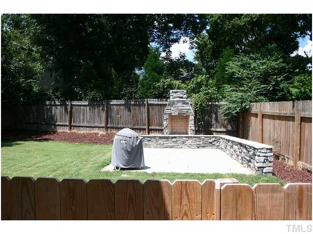 315 Georgetown Road, Unit H Raleigh, NC 27608 - Photo 18 of 20 a outdoor view with a seating space