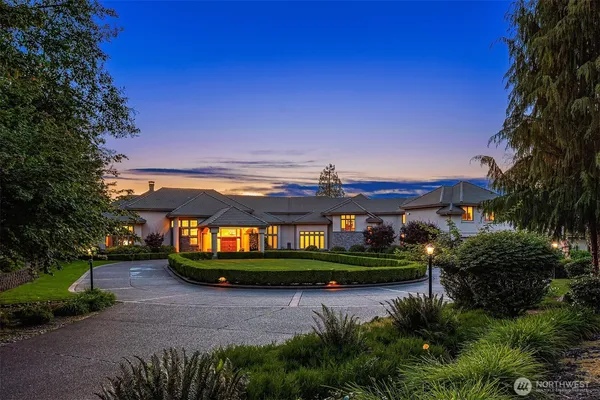 a view of building with outdoor space