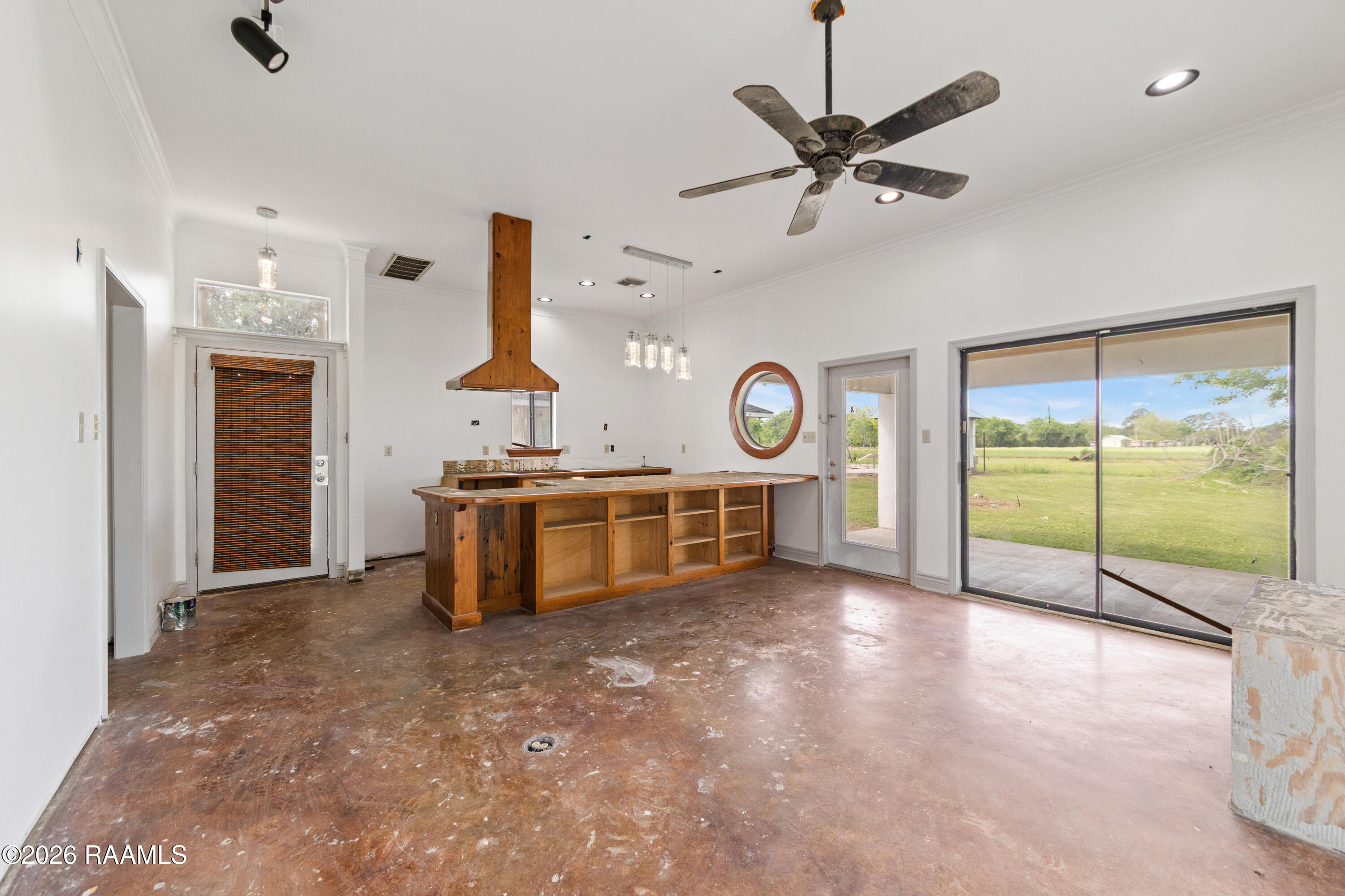 6712 Lake Peigneur Road New Iberia, LA 70560 - Photo 20 of 38 6712 Lake Peigneur B-6