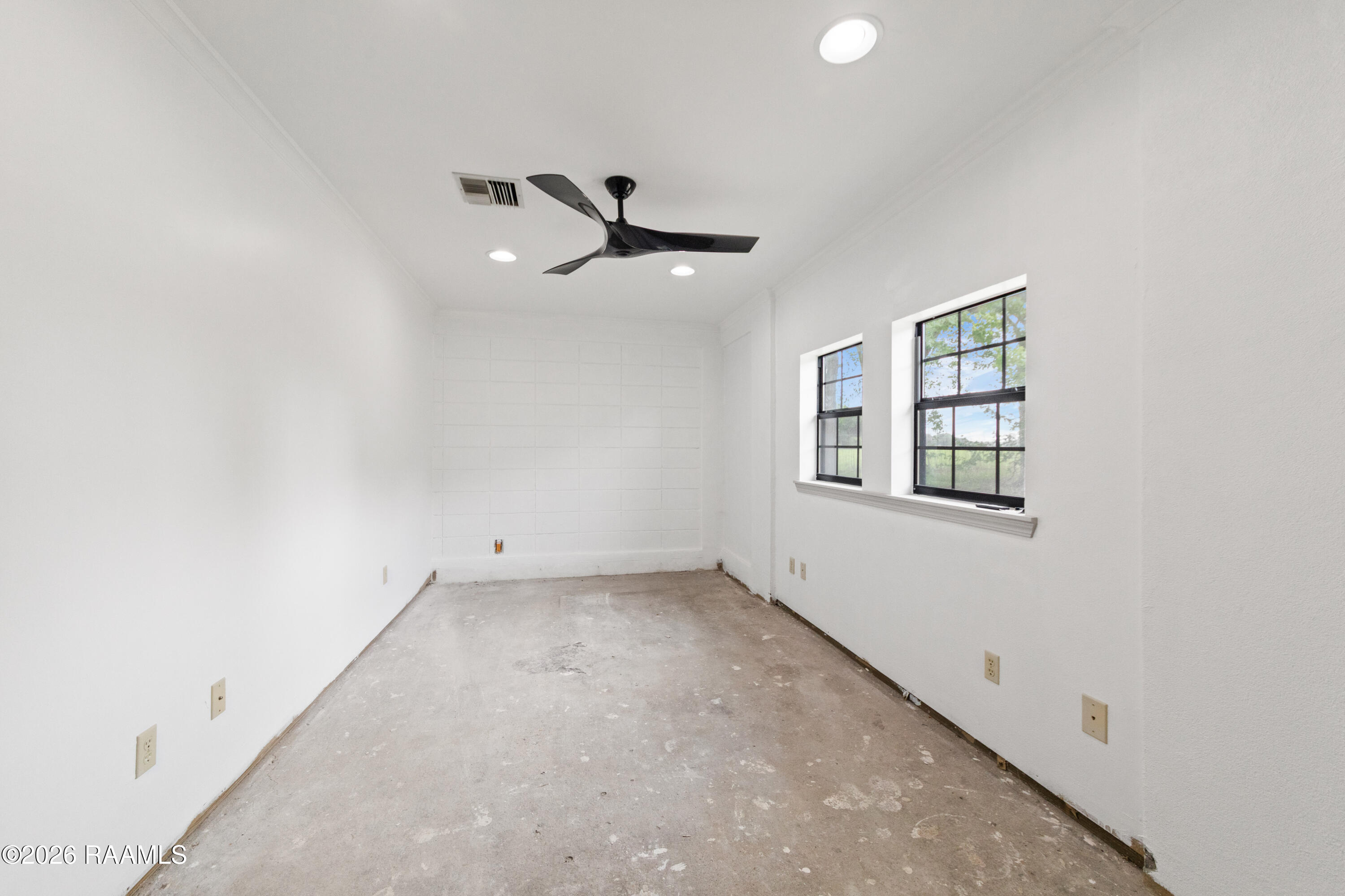 6712 Lake Peigneur Road New Iberia, LA 70560 - Photo 27 of 38 6712 Lake Peigneur B-30