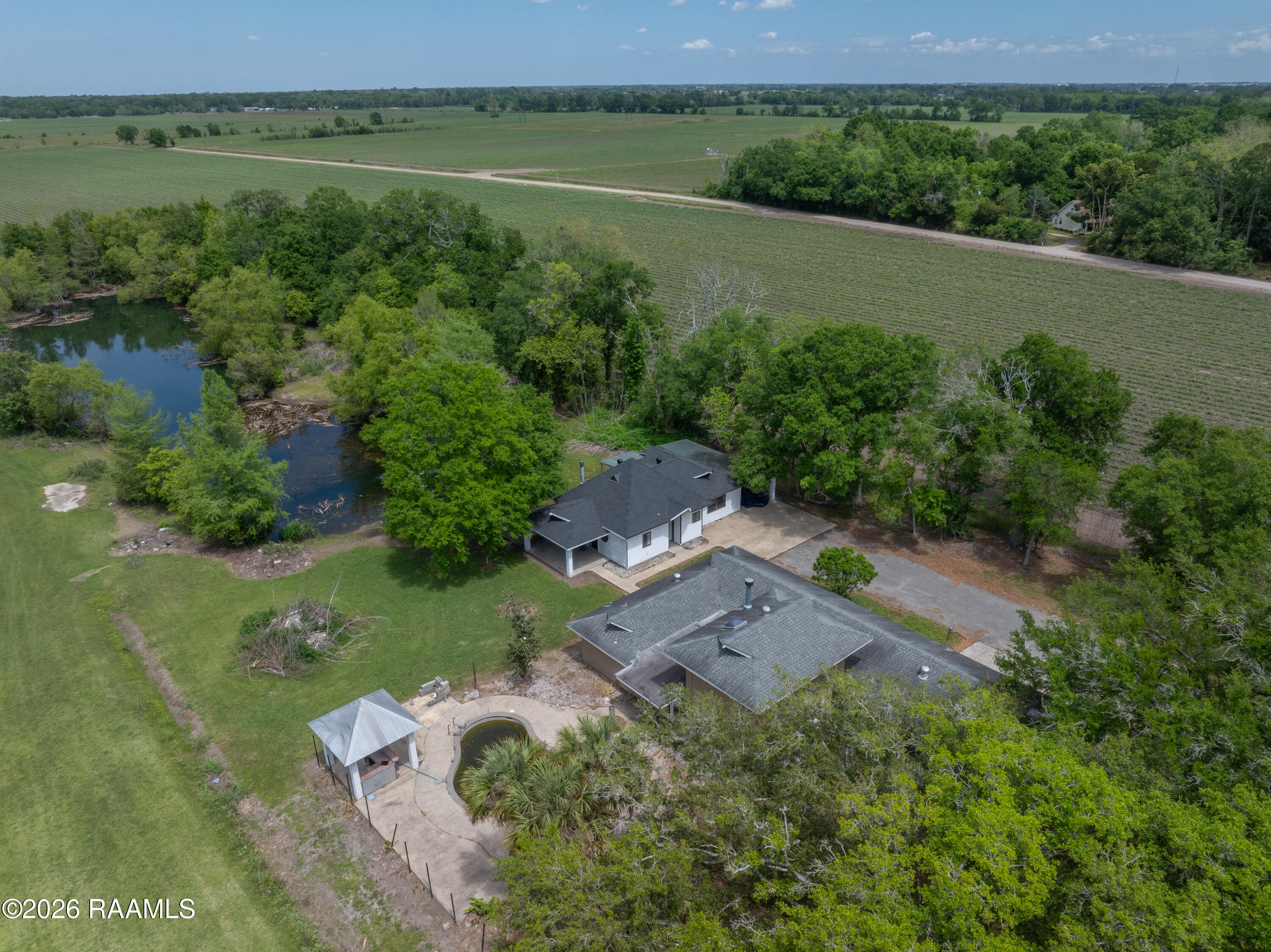 6712 Lake Peigneur Road New Iberia, LA 70560 - Photo 35 of 38 6712LakePeigneur-2