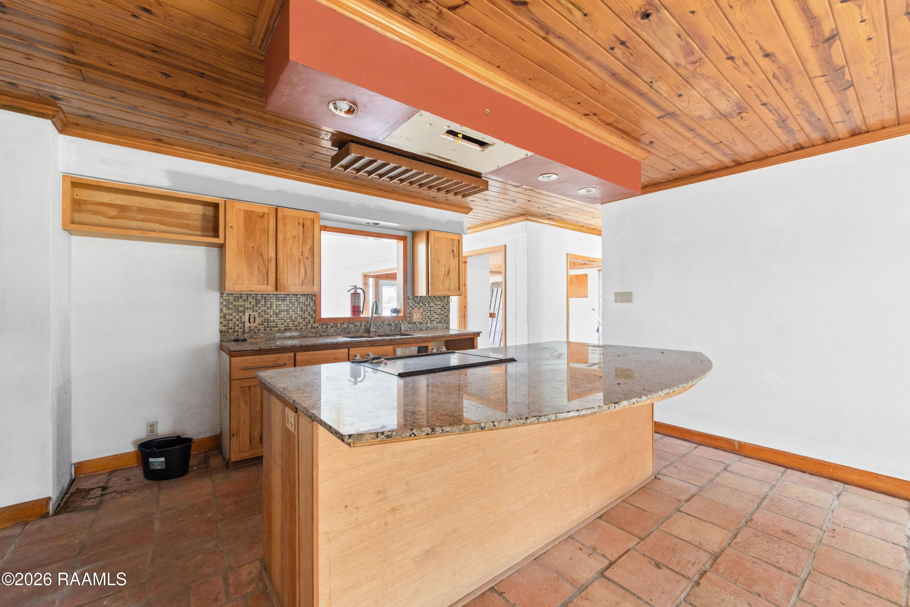 6712 Lake Peigneur Road New Iberia, LA 70560 - Photo 6 of 38 6712 Lake Peigneur A-6