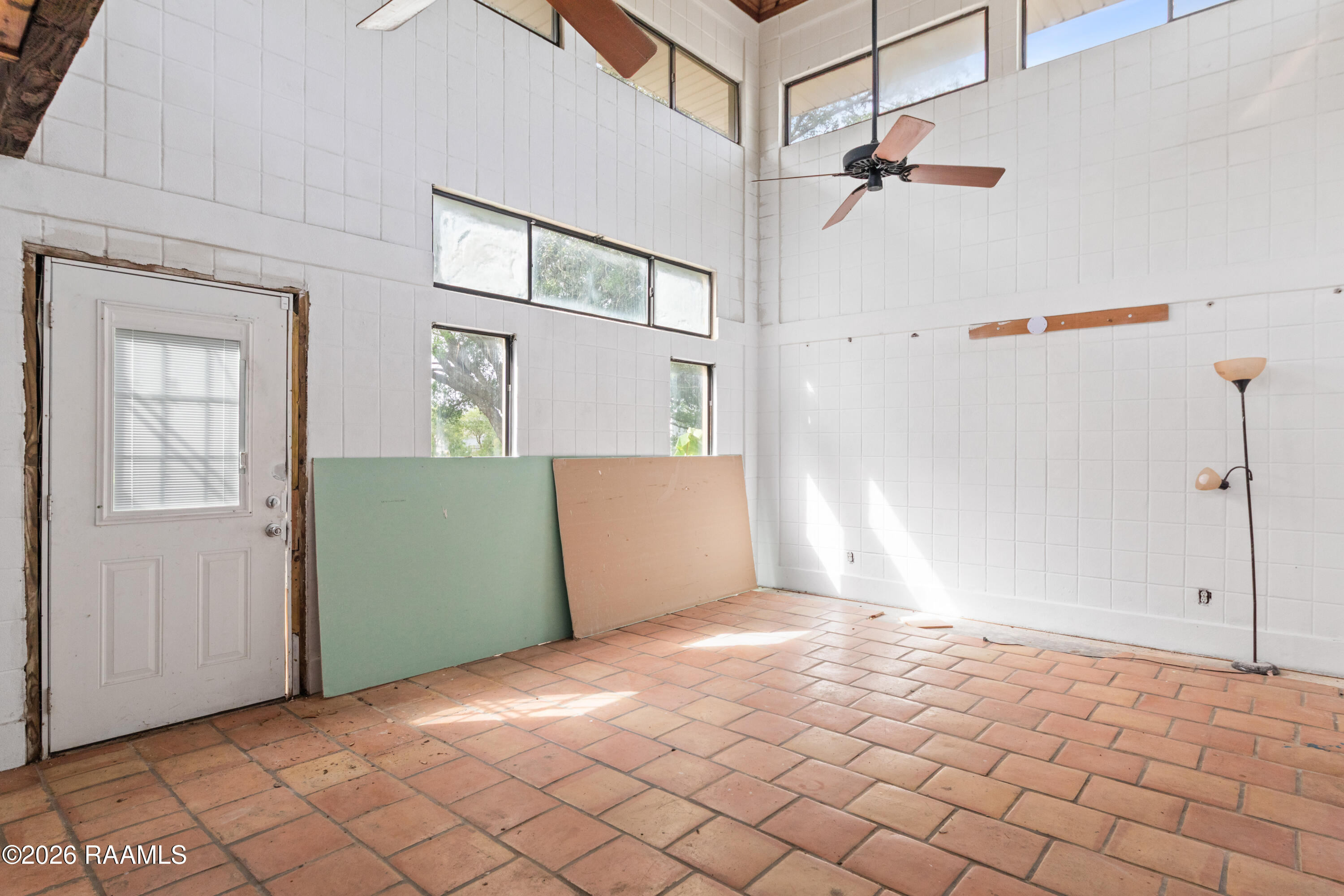 6712 Lake Peigneur Road New Iberia, LA 70560 - Photo 8 of 38 6712 Lake Peigneur A-18