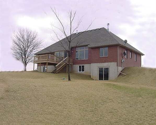 8201 West Robertson Road Edwards, IL 61528 - Photo 2 of 5 Gallery Image 2