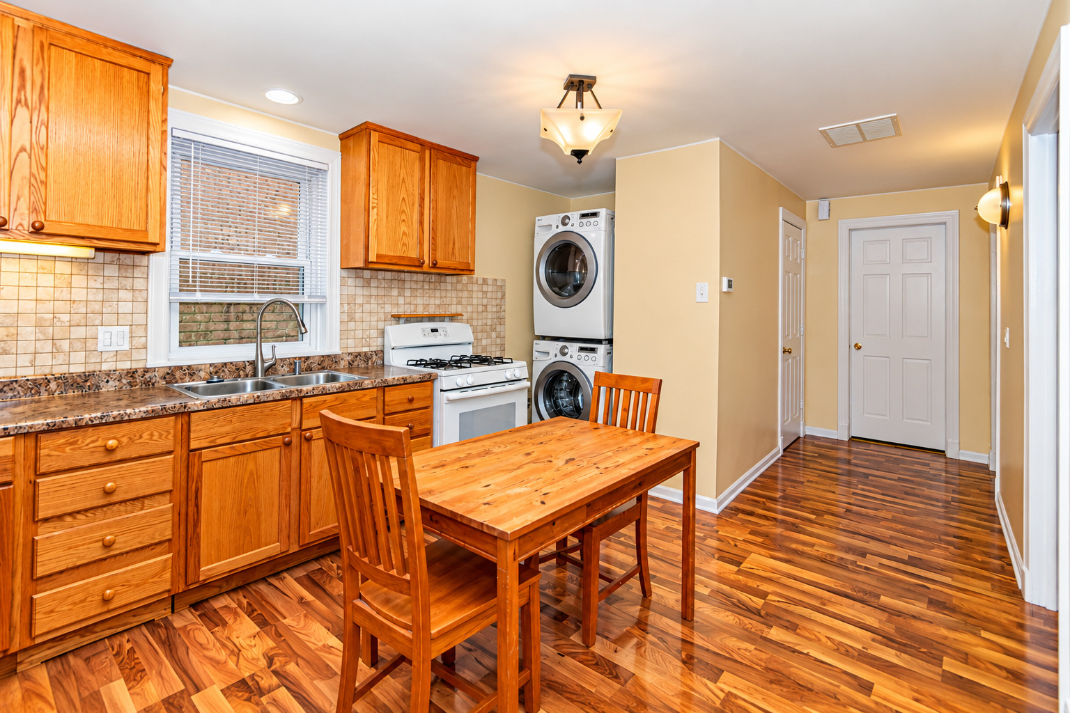 2843 North Ridgeway Avenue, Unit 1 Chicago, IL 60618 - Photo 19 of 38 Gallery Image 19