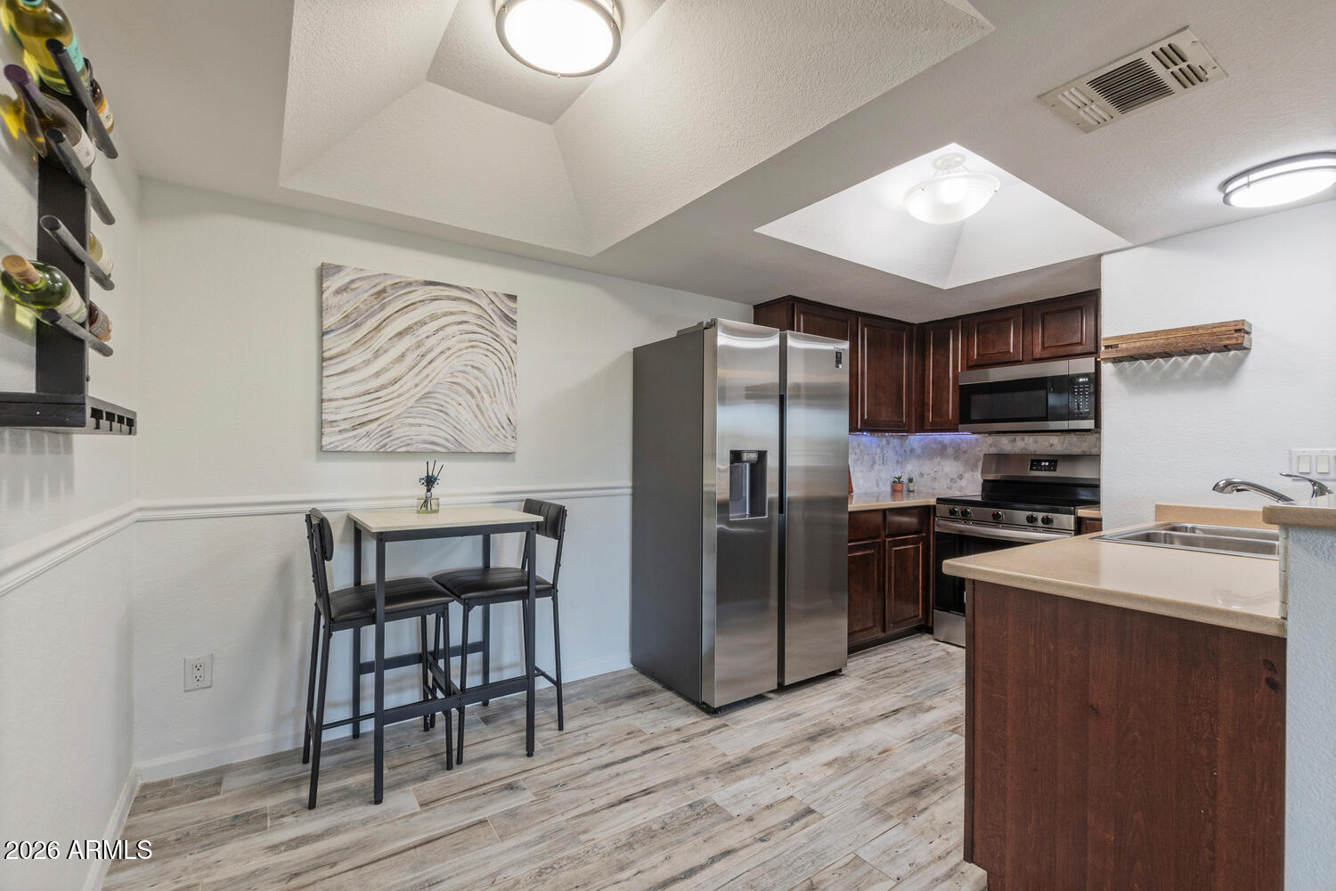 1720 East Thunderbird Road, Unit 2003 Phoenix, AZ 85022 - Photo 6 of 29 Gallery Image 6