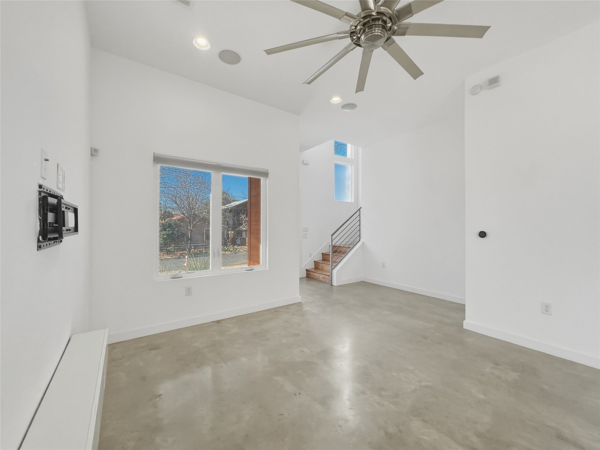 5501 Link Avenue, Unit A Austin, TX 78751 - Photo 3 of 19