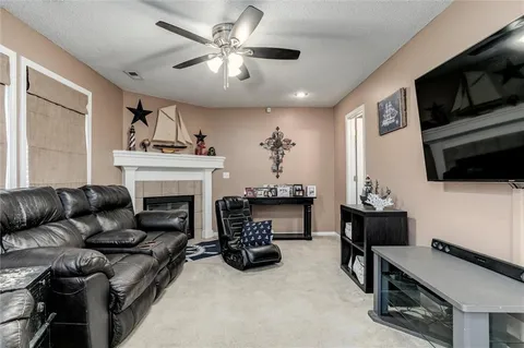 $315,000 | 907 Spruce Drive, Greenwood, MO 64034