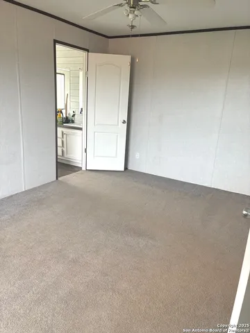 $1,500 | 181 Sunny Loop, La Vernia, TX 78121