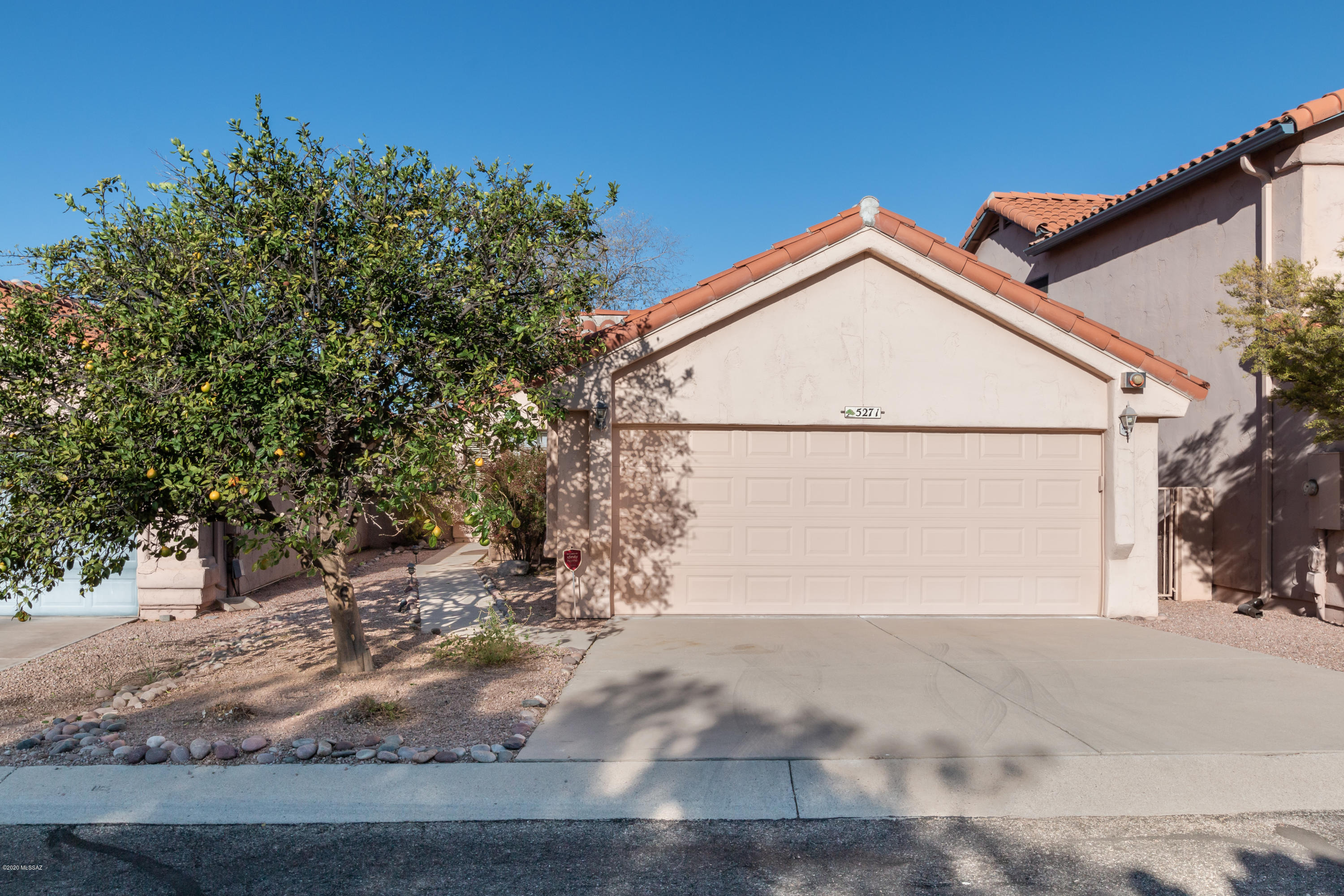 5271 North Mountain Terrace Road Tucson, AZ 85750 - Photo 2 of 38 Gallery Image 2