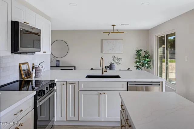 $529,990 | 3350 East Florian Avenue, Mesa, AZ 85204